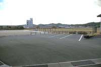 Medium_03　バス用駐車場